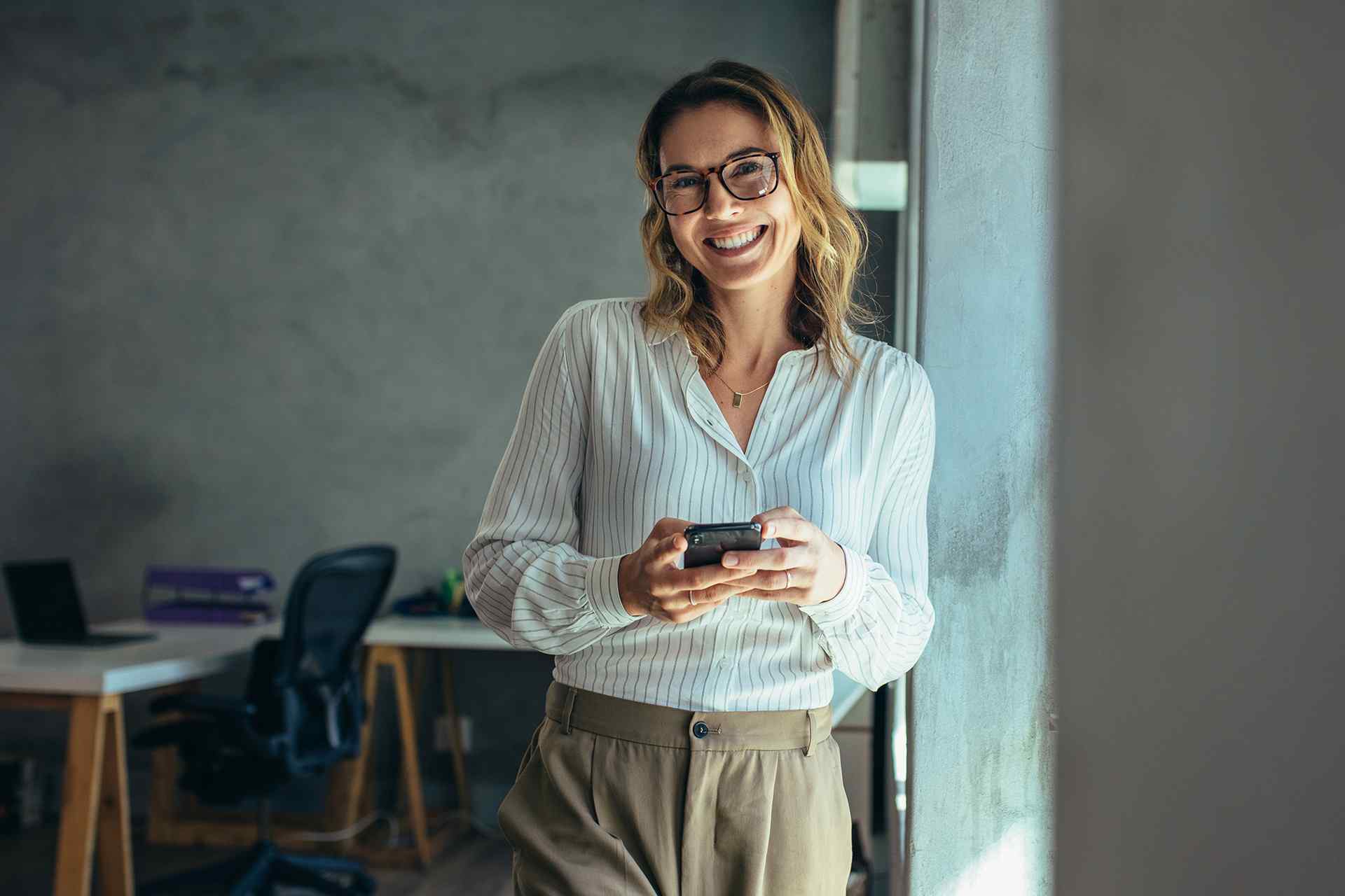 https://multiservicios24.com/wp-content/uploads/2020/09/fluid_hero_08.jpg